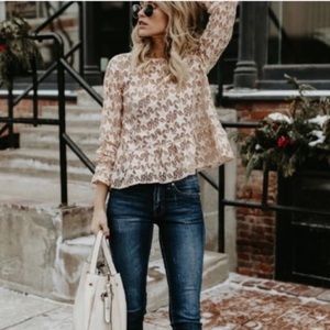 Vici Collection Promesa Lace Star Top, L